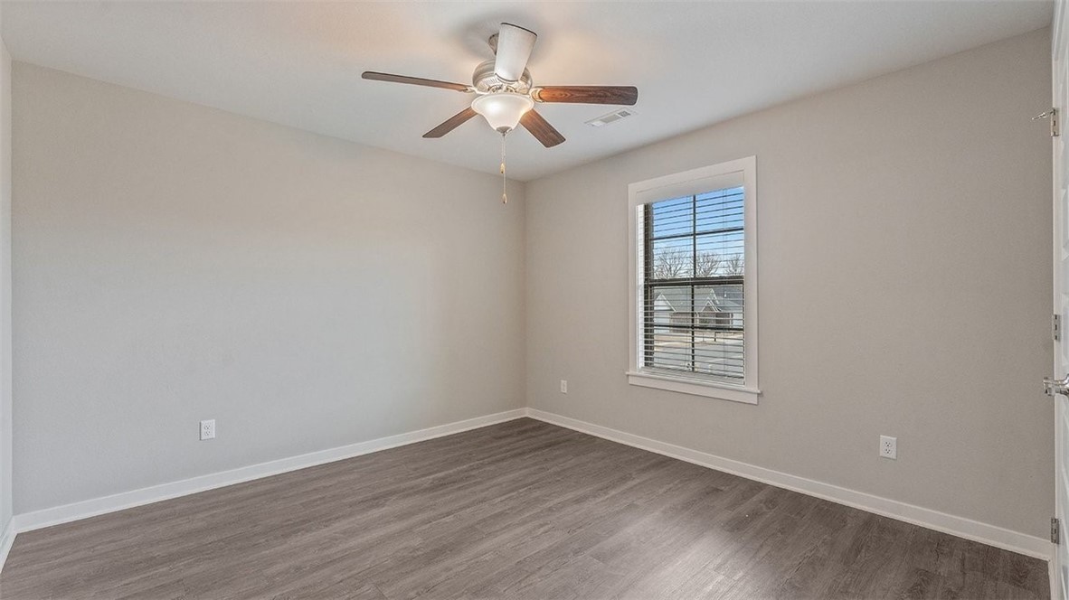 Woodridge Sub Ph Iii & Iv - Residential Lease