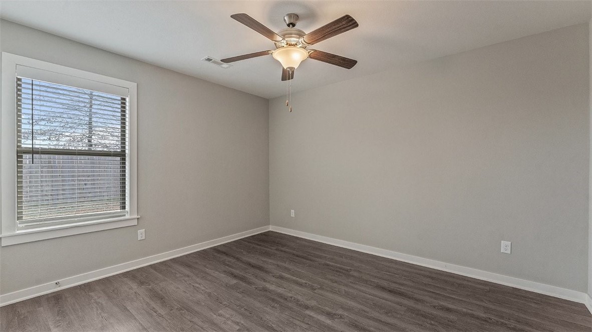 Woodridge Sub Ph Iii & Iv - Residential Lease