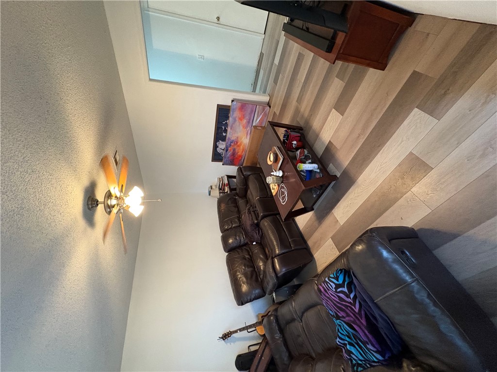 DEBBIES SUB-BENTONVILLE - Residential