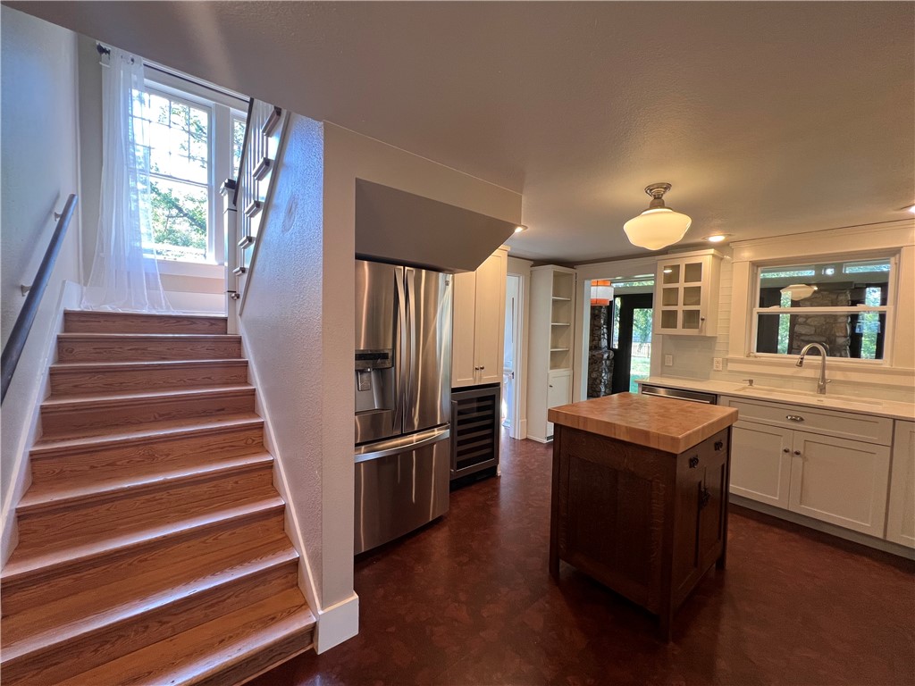 Lefors - Residential Lease