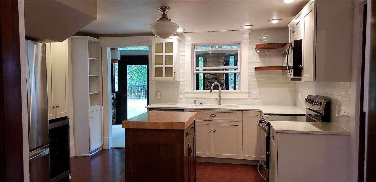 Lefors - Residential Lease