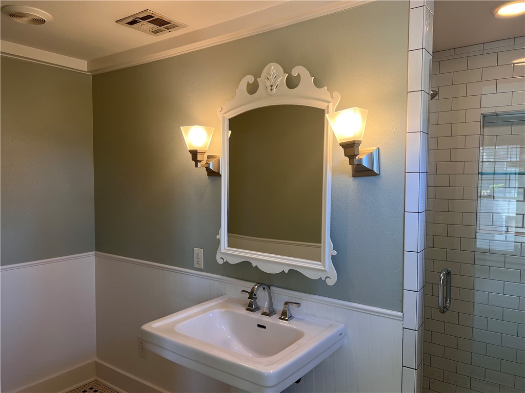 Lefors - Residential Lease