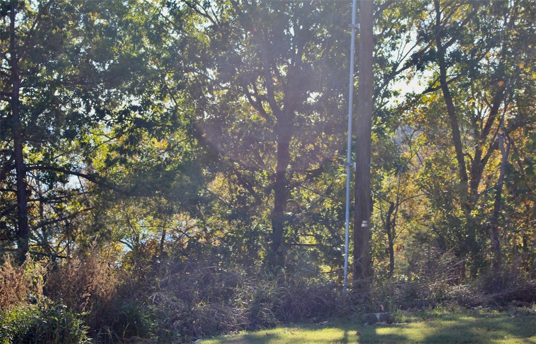 Woodlake Estates - Land