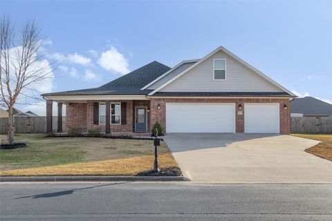 Photo of 13125 Cunard Street, Fayetteville, AR 72704 (MLS # 1338545)