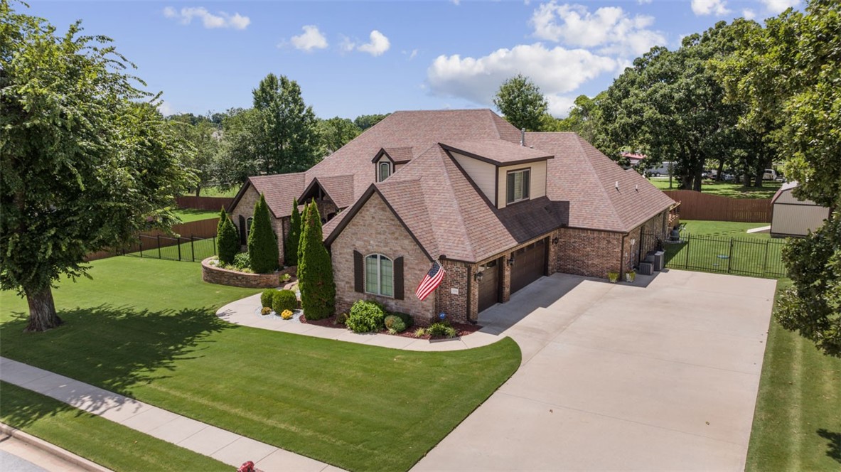 Estates At Brush Creek - Residential