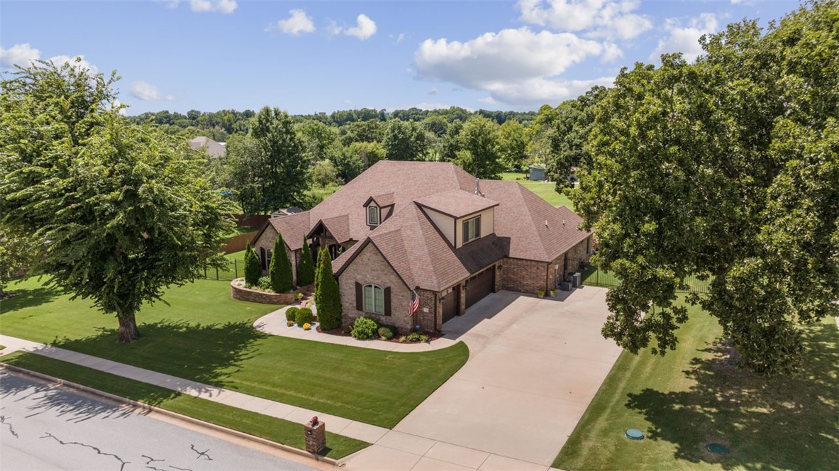 Estates At Brush Creek - Residential