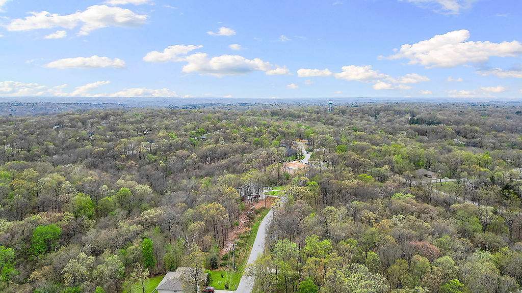 Bedford Sub Bvv - Land