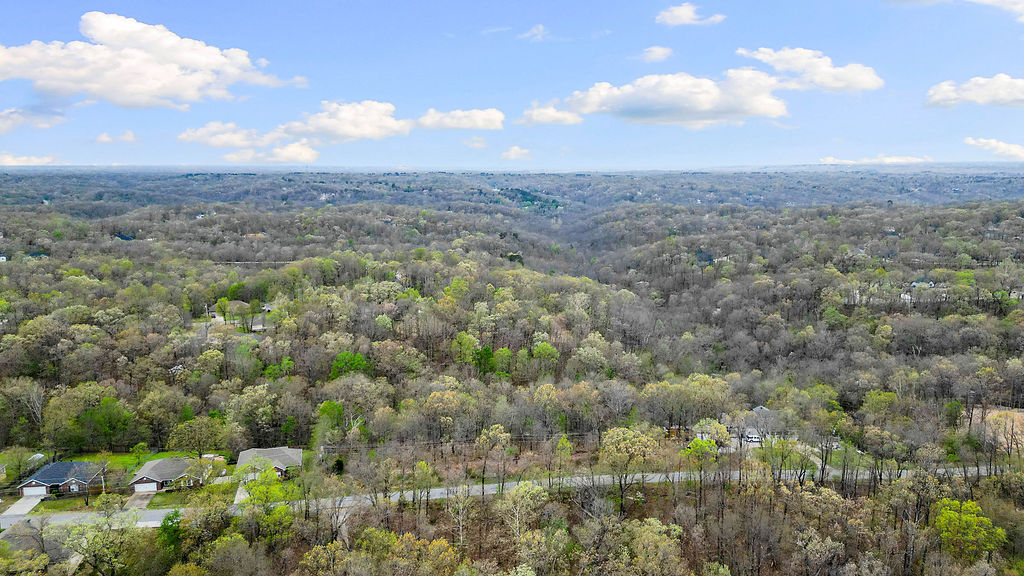 Bedford Sub Bvv - Land