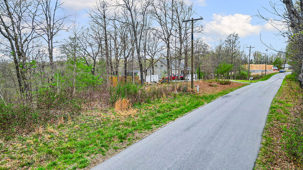 Bedford Sub Bvv - Land