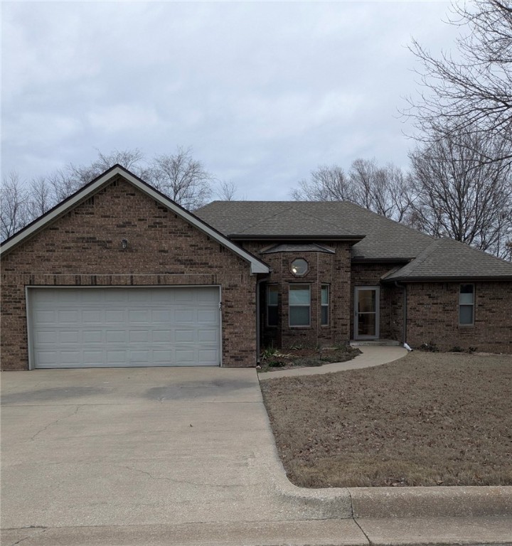SOLD BEFORE PRINT - Very nice, 3BR/2BA home in a wonderful neighborhood! All brick, new paint throughout. Updated kitchen with new appliances. Newer roof. Large fenced in backyard. Enjoy the wonderful neighborhood amenities!