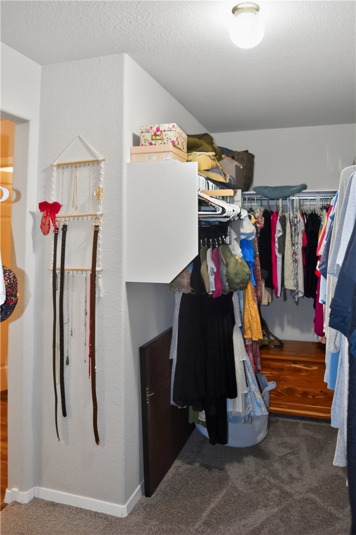 LAKEWOOD SUB PH V-LOWELL - Residential