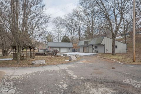 Photo of 17 Stoneville Lane, Goodman, MO 64843 (MLS # 1339317)