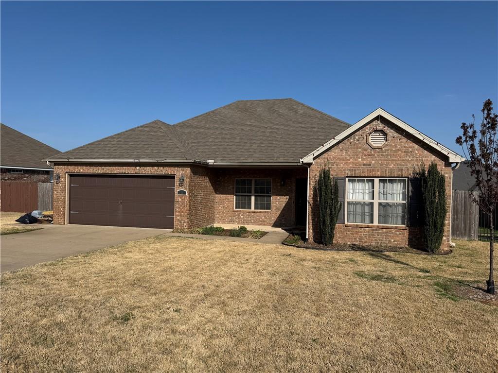 Lakewood Crossing Sub Ph 1 Rogers - Residential Lease