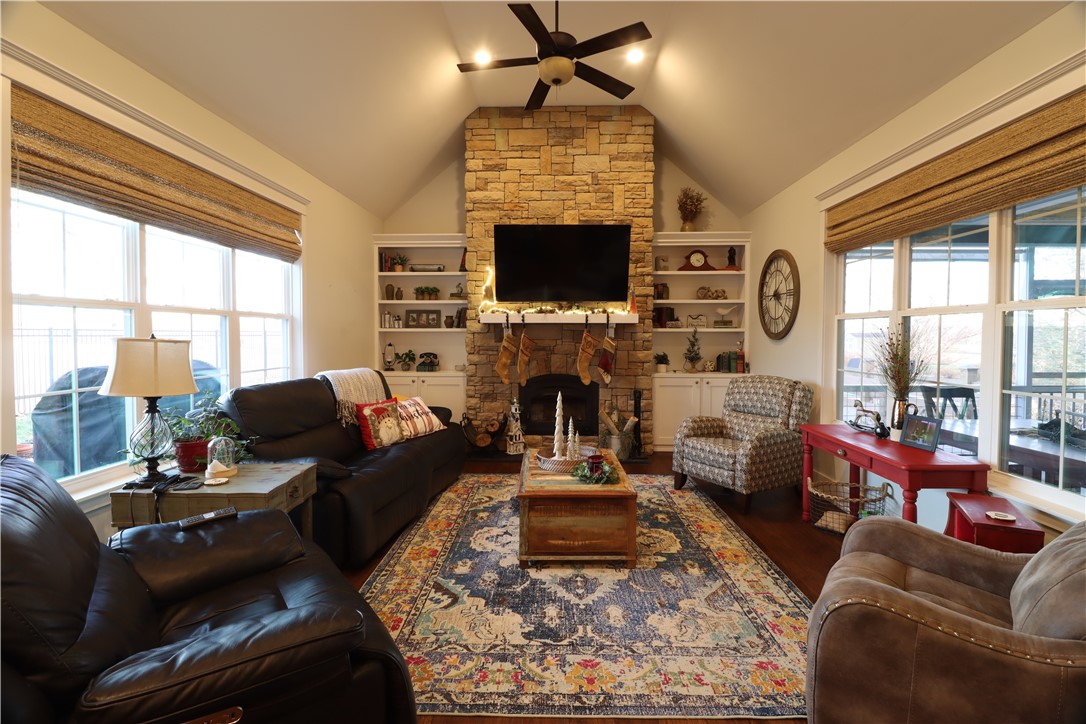 Pepper Hills - Residential