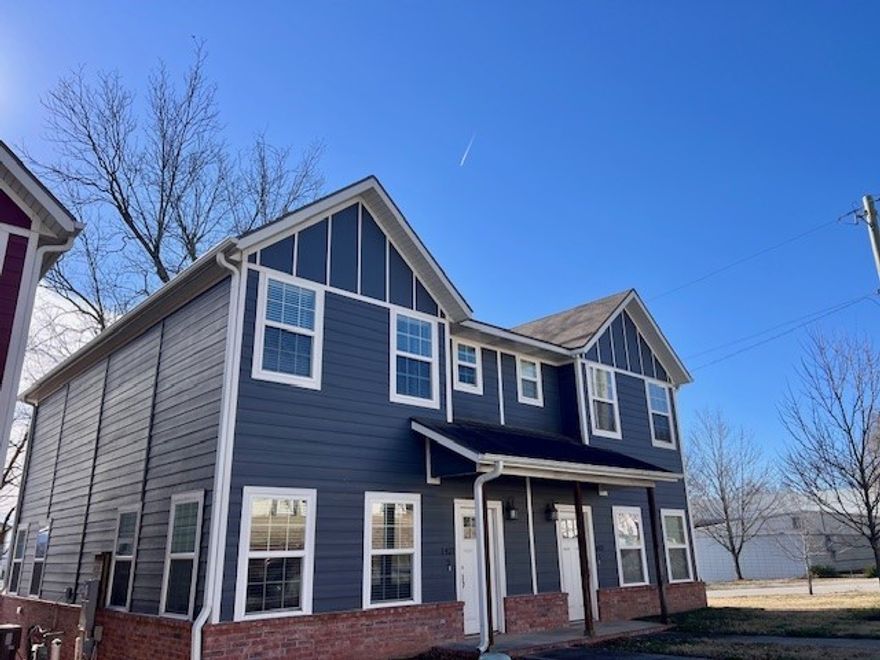 Only 2.3 miles away from U of A, this spacious 3-bedroom, 2 1/2-bathroom Duplex is perfect for college students or a family. You'll love the beautiful granite counters throughout, accent lighting, and other modern amenities. The large pantry and wrap-around counter in the eat-in kitchen provide ample counter and storage space. Additionally, there's a spacious dining room with a half bath. All wood and tile floors make for easy upkeep. Lawn Care, Washer, Dryer and Fridge provided. Schedule a showing today and enjoy easy access to Fayetteville's numerous trails!