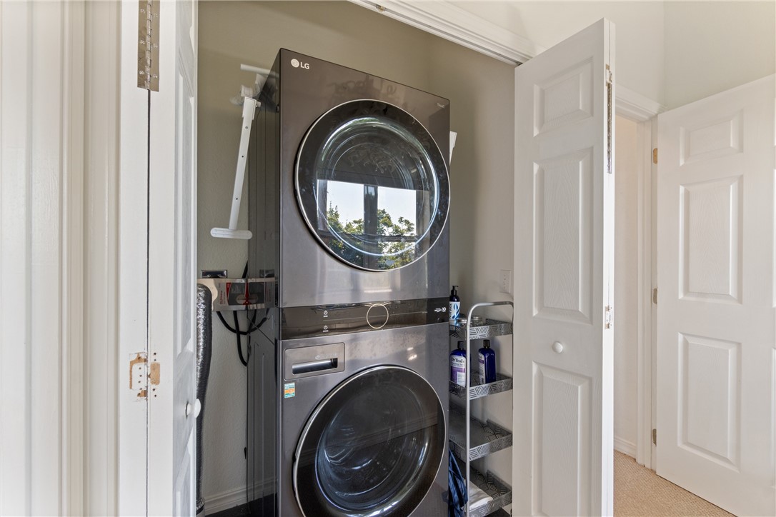 Unit 10 Holiday Island - Residential