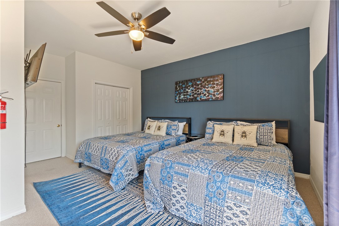 Unit 10 Holiday Island - Residential