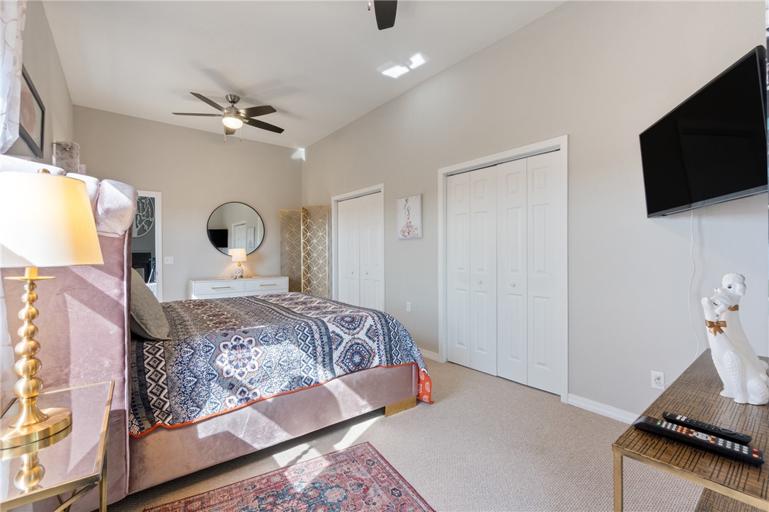 Unit 10 Holiday Island - Residential