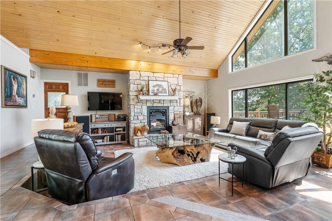 36-21-28-RURAL - Residential