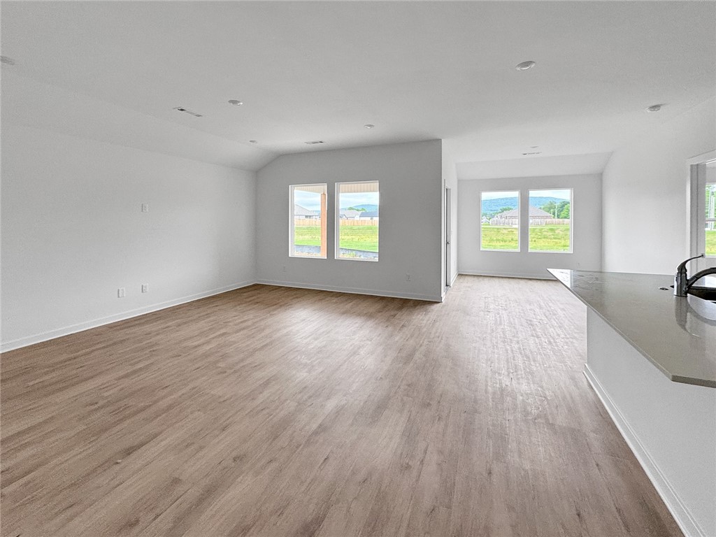 Wagon Wheel Crossing - Residential