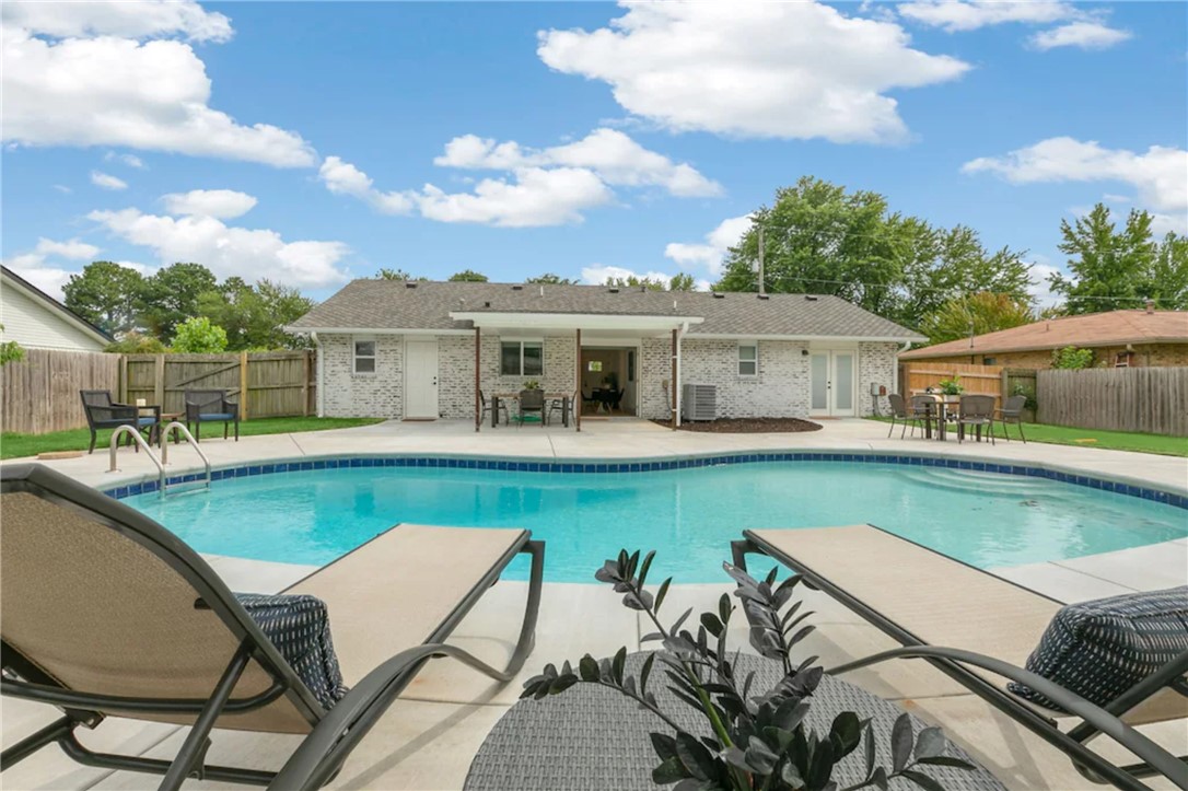 Welcome To Your Next Home! Opportunity Awaits With This Fully Updated And Highly Successful Short-Term Rental Featuring Private In-Ground Pool! Fabulous Fully Remodeled Bentonville Home In Quiet Neighborhood, Perfectly Situated Just Down The Steet From Osage Park / Thaden Fieldhouse And Restaurant, I Street Trail Access And With Quick Access To All Things Downtown Including Numerous Shops, Restaurants, Entertainment, 8th Street Market, The Momentary, Numerous Trails And So Much More All Within A Short Distance From Your Front Door! The Main Living Area Offers An Inviting Space To Relax While Open Enough To The Kitchen/Dining To Never Feel Like You Are Away From The Action When Entertaining. Primary Suite With Access To The Backyard/Pool And Will Full Attached Bath. Two Guest Beds With Full Bath Off Hallway. 1/2 Bath Offers Access From Inside Or Out Making It Perfect For Use During Those Pool Days! Its All Here And An Incredible Investment Opportunity That Will Produce Income All Year Long! Come See.