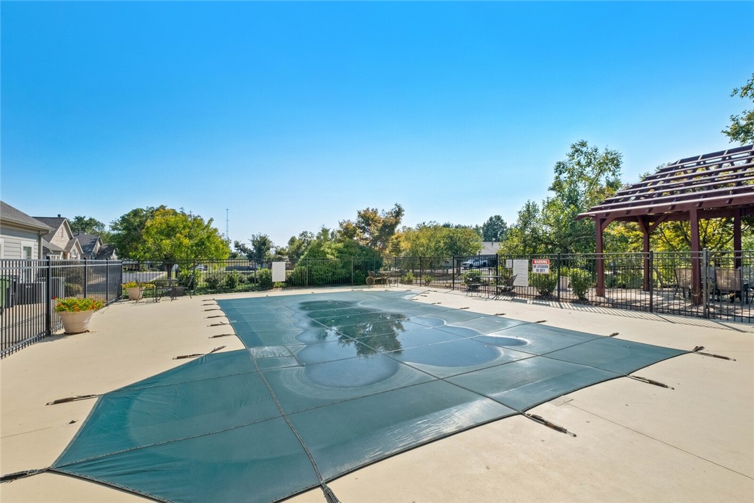 Arbors At Pinnacle Ridge HPR - Residential