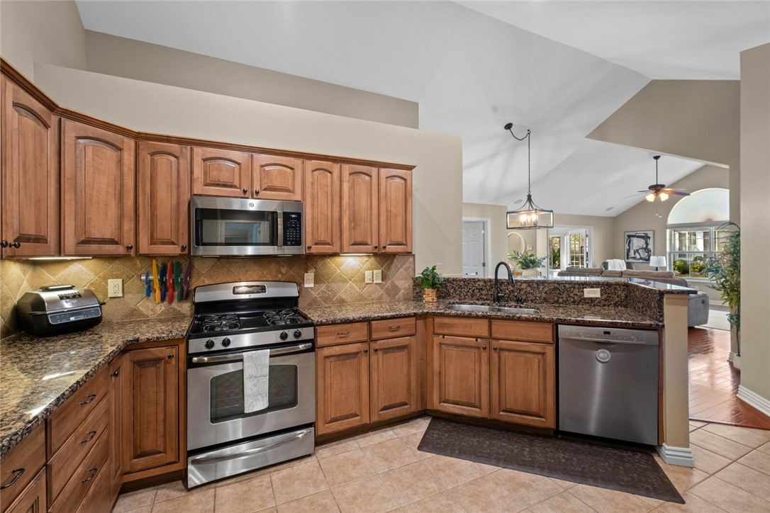 Arbors At Pinnacle Ridge HPR - Residential