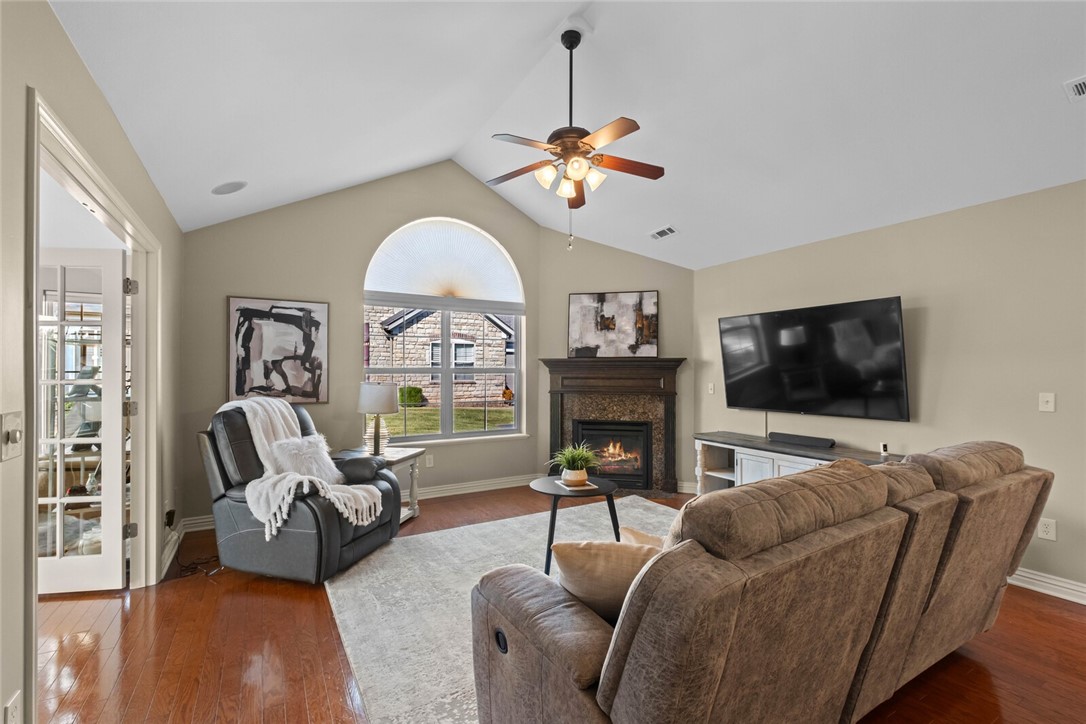 Arbors At Pinnacle Ridge HPR - Residential