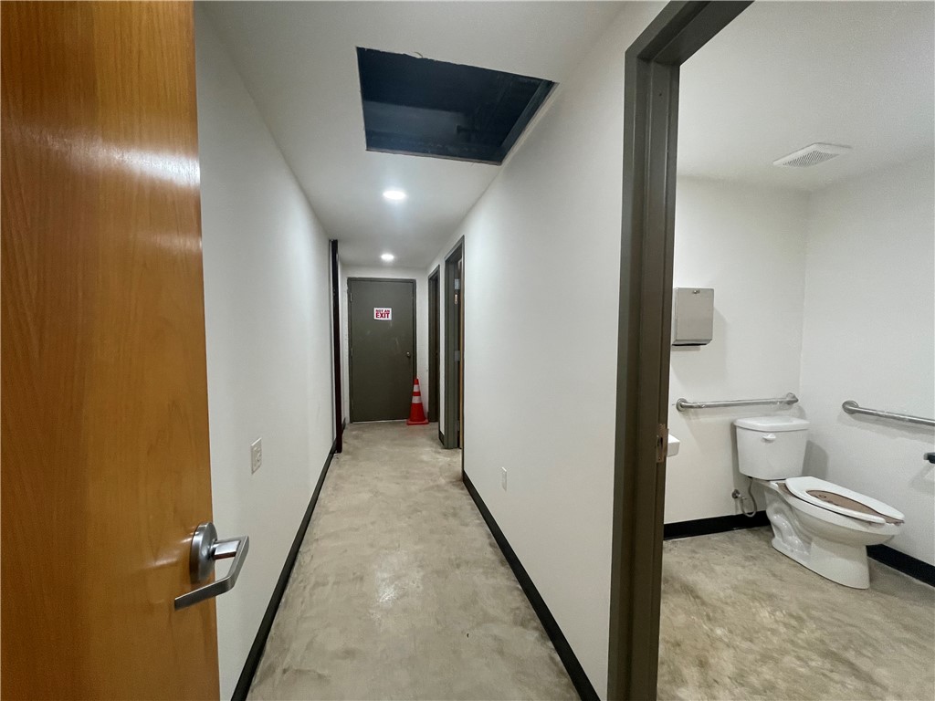 Railroad Addition - Commercial Lease