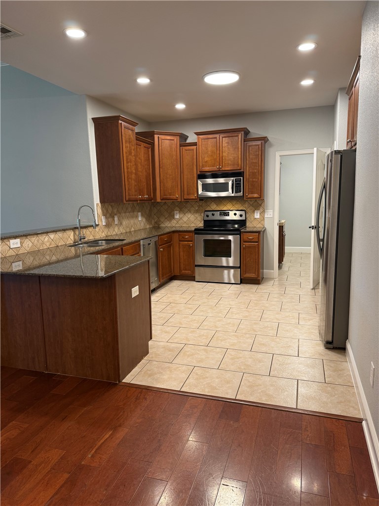 Green Side Place - Residential