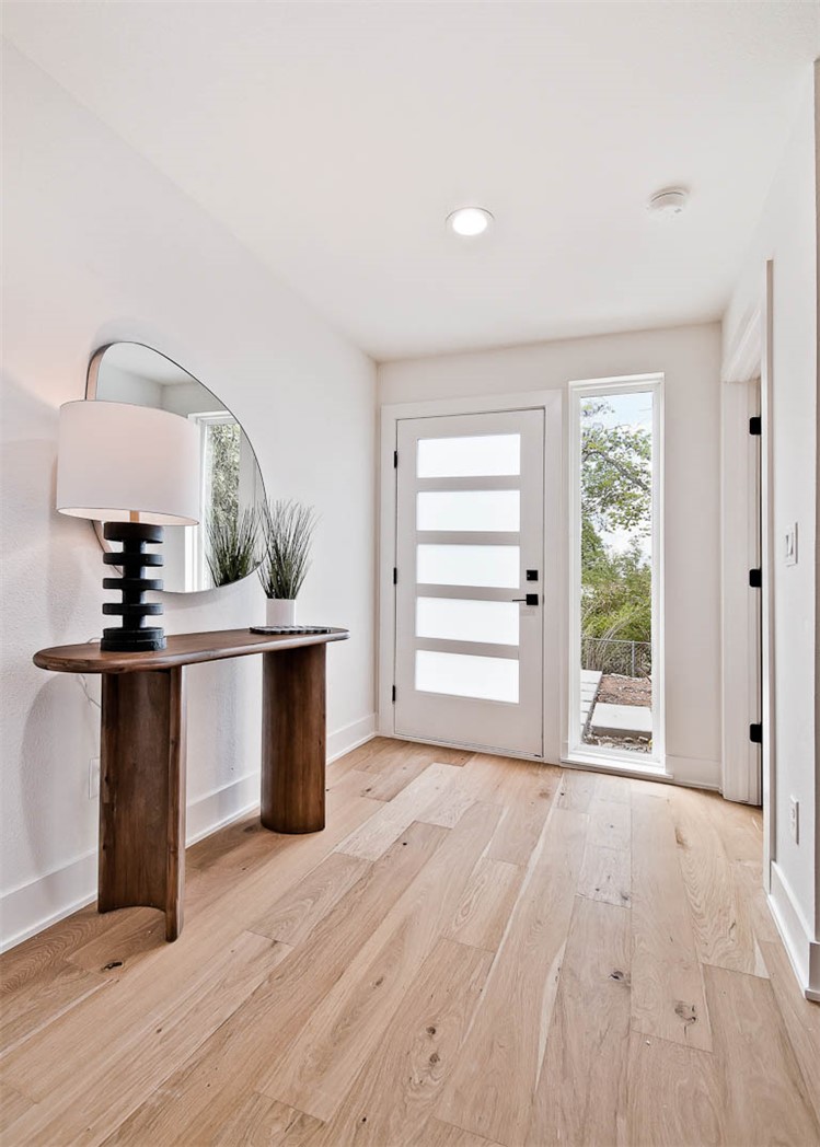 9TH & A HORIZONTAL PROPERTY REGIME-BENTO - Residential Lease