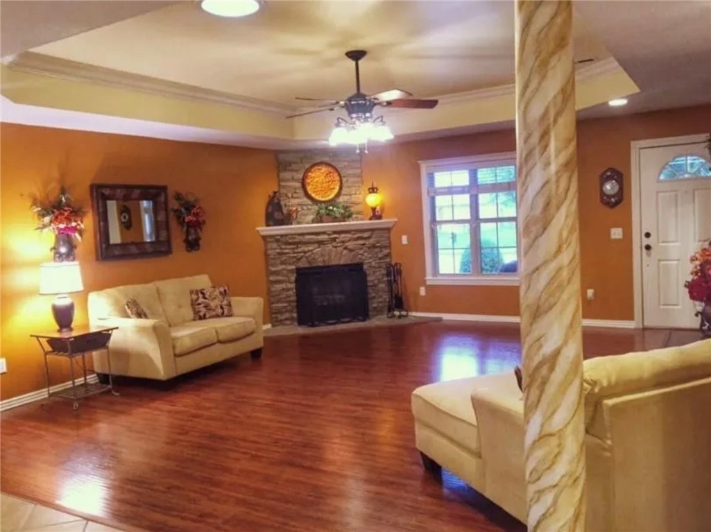Carriage Square Sub Bentonville - Residential