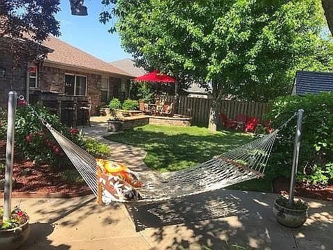 Carriage Square Sub Bentonville - Residential