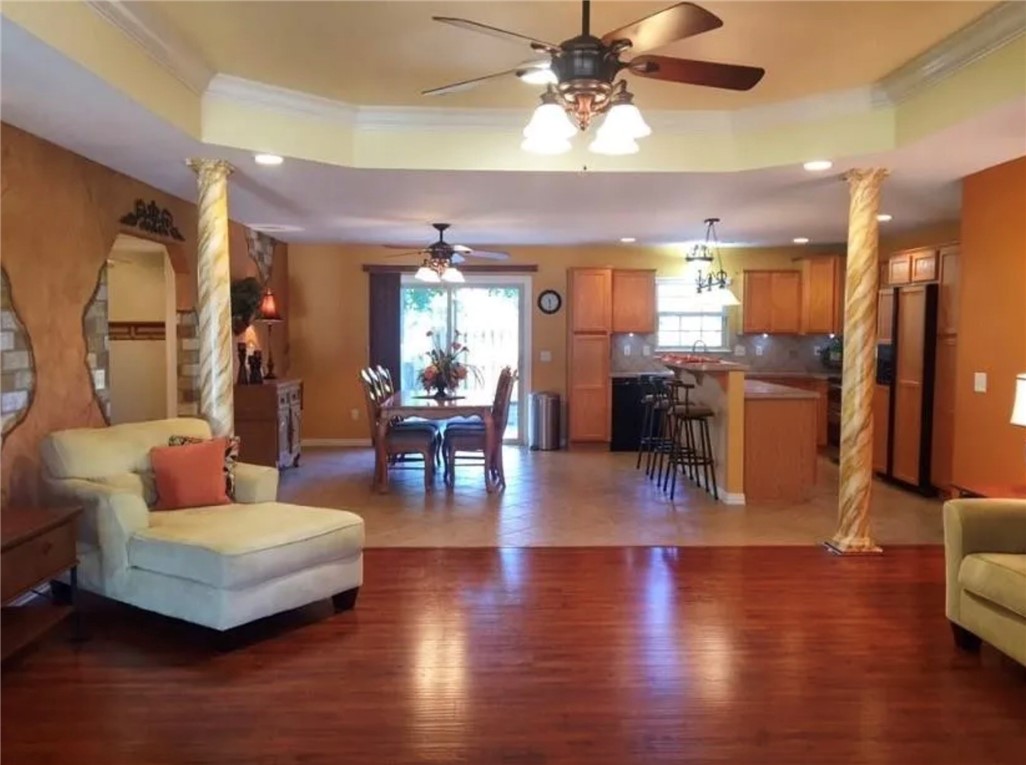 Carriage Square Sub Bentonville - Residential