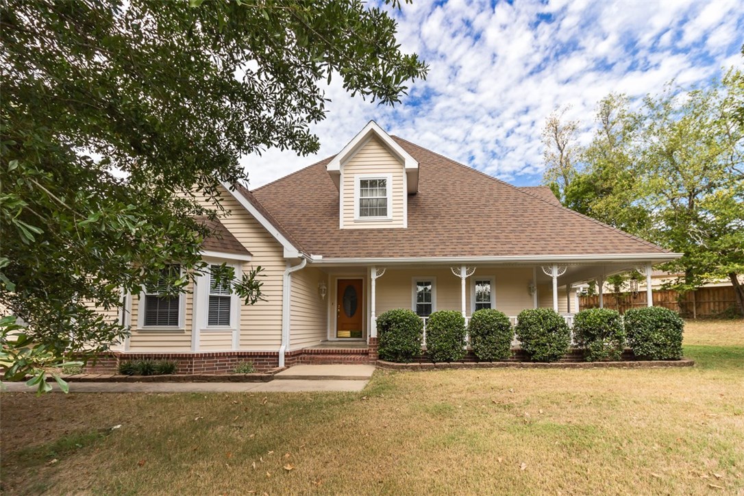 Celebrate a remote lifestyle within city limits! This 4BR/3BA home is nothing short of quality, convenience, and privacy. Located in the quiet Eden's Gate subdivision, this home is accessible to: I-49, Springdale/Fayetteville, and the new C.L. Charlie and Willie George Park- making this an obvious choice to nest the family. 2 level detached garage/workshop with a 20'x20' office space would be perfect for a home business or hobbyist.