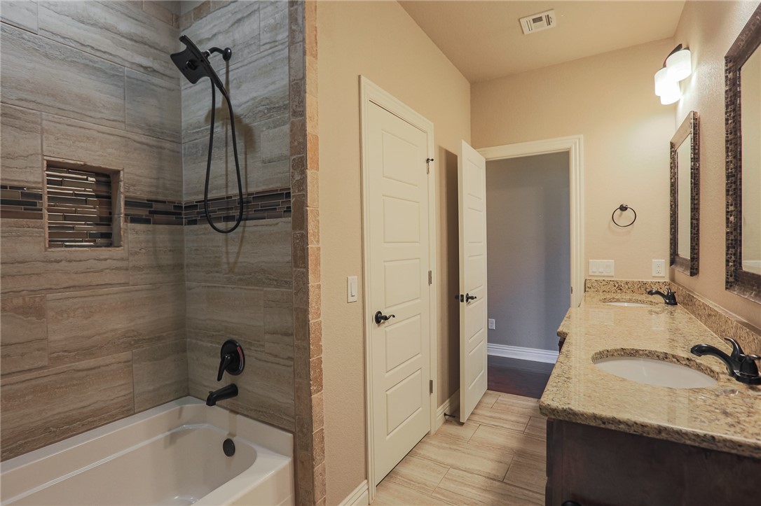 Thornbrook Village Sub Ph 1 Bentonville - Residential Lease