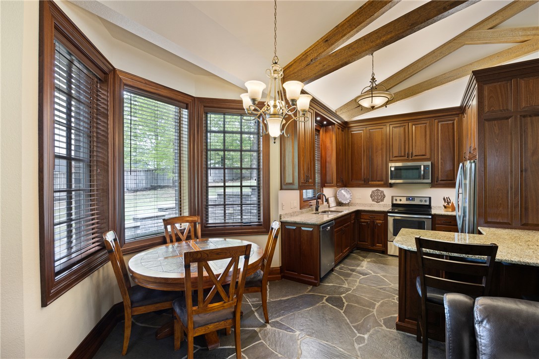 NORTHRIDGE PH III - Residential