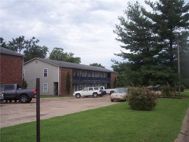 Small 2 BR/1BA Apts. No Pets. Comes with Refrigerator, Stove and Dishwasher. Washer/Dryer on site. Shorter leases will increase the rent amount.Rent is $450 for a 12-Month Lease, $475 for a 6 Month Lease, and $500 for a Month to Month Lease.