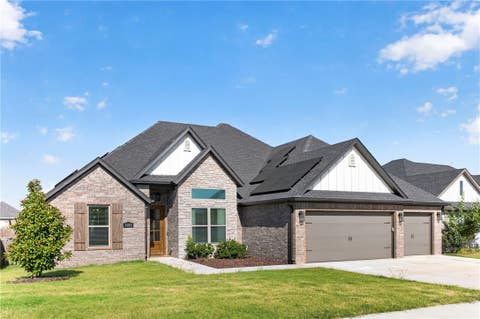 Photo of 1805 Abbott Lane, Pea Ridge, AR 72751 (MLS # 1359646)
