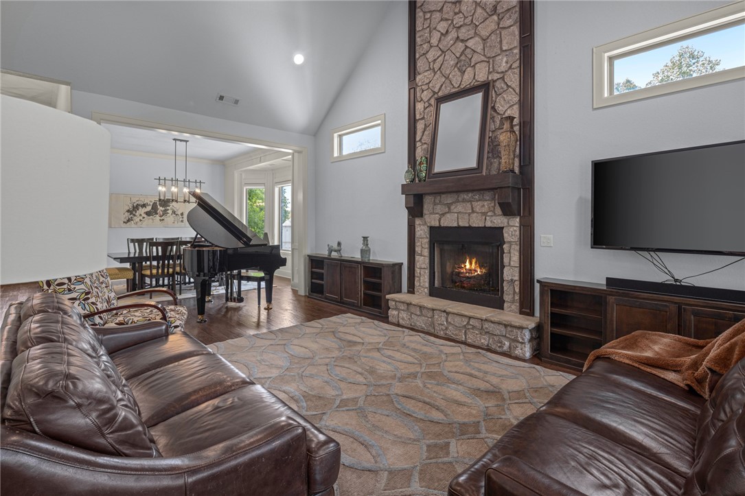 Shadow Valley - Residential