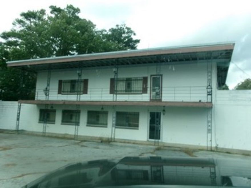 2 story commercial building