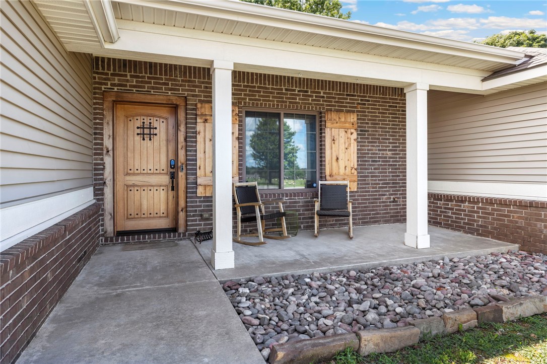 6108 SW Lee Lane