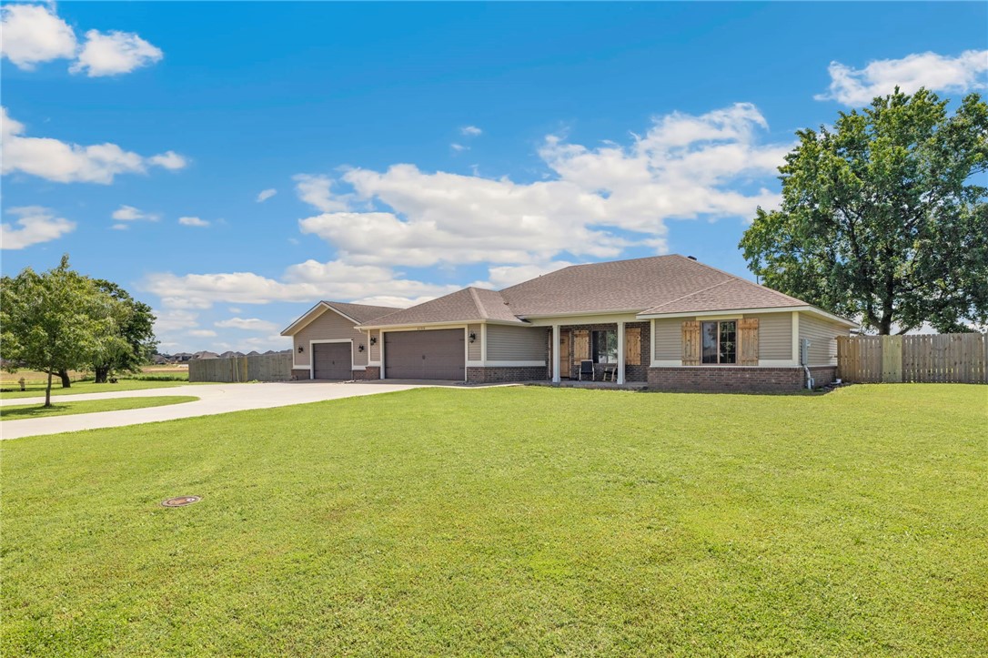 6108 SW Lee Lane