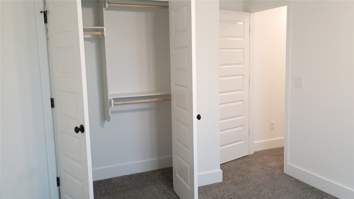 Prairie Brook - Residential Lease