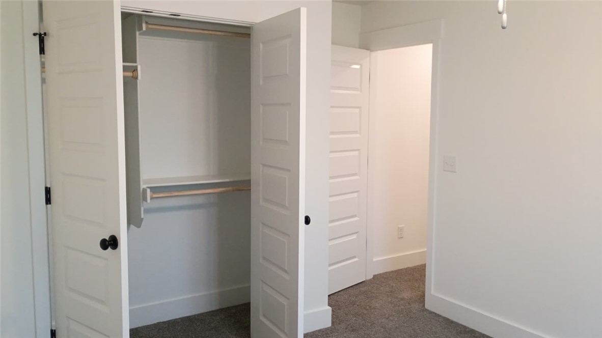 Prairie Brook - Residential Lease