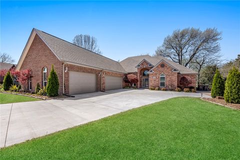 Photo of 4042 Saulsbury Street, Springdale, AR 72762 (MLS # 1341137)