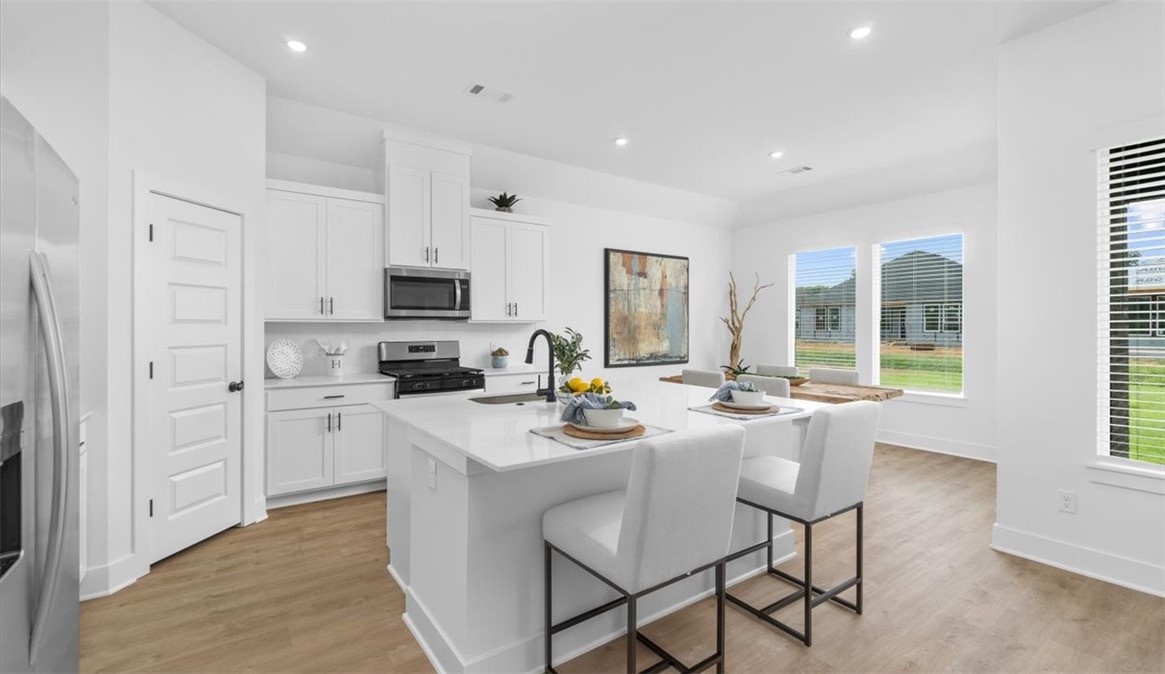 Noah's Landing - Residential