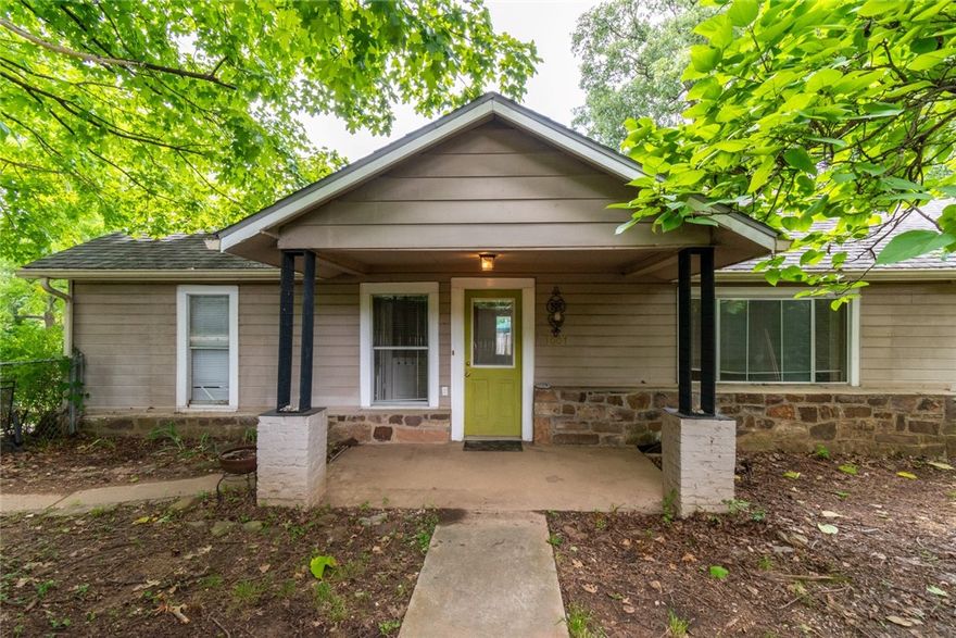 Check out this home that is in the heart of Fayetteville, this house is a 4 bedroom, 2 bath house with huge bedrooms. Fridge, washer & dryer. This sits on TWO lots with plenty of outdoor space, large deck & a cellar under the house.