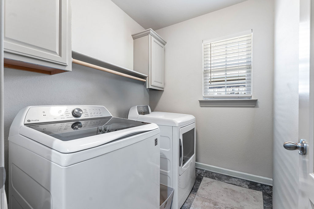 Bellview Residence Add Ph 1 Rogers - Residential