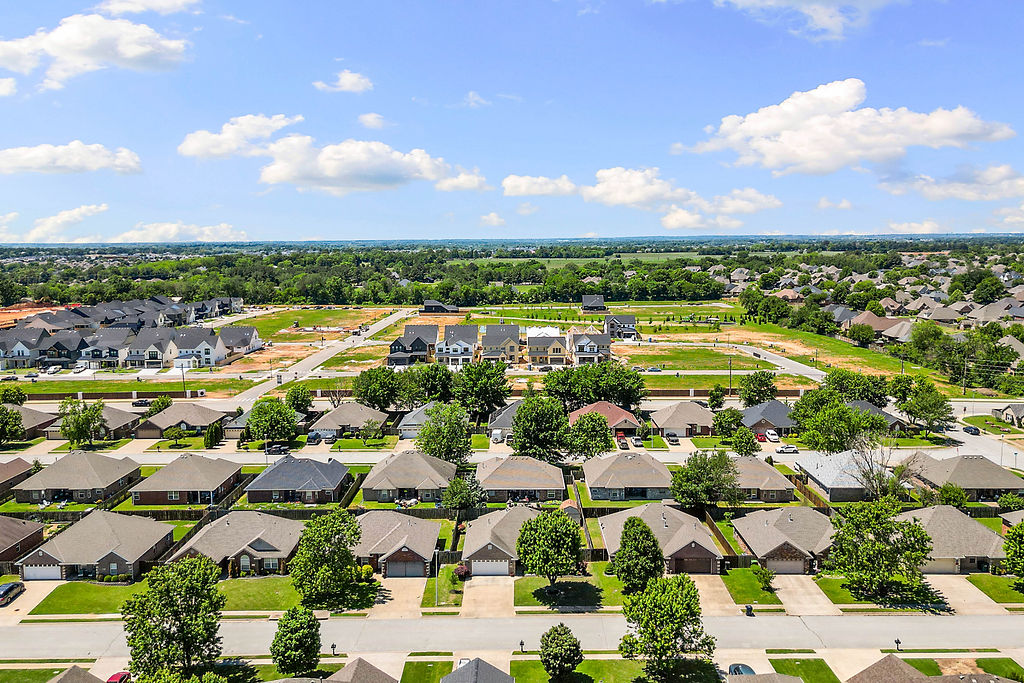 Bellview Residence Add Ph 1 Rogers - Residential